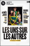 Les uns sur les autres.
