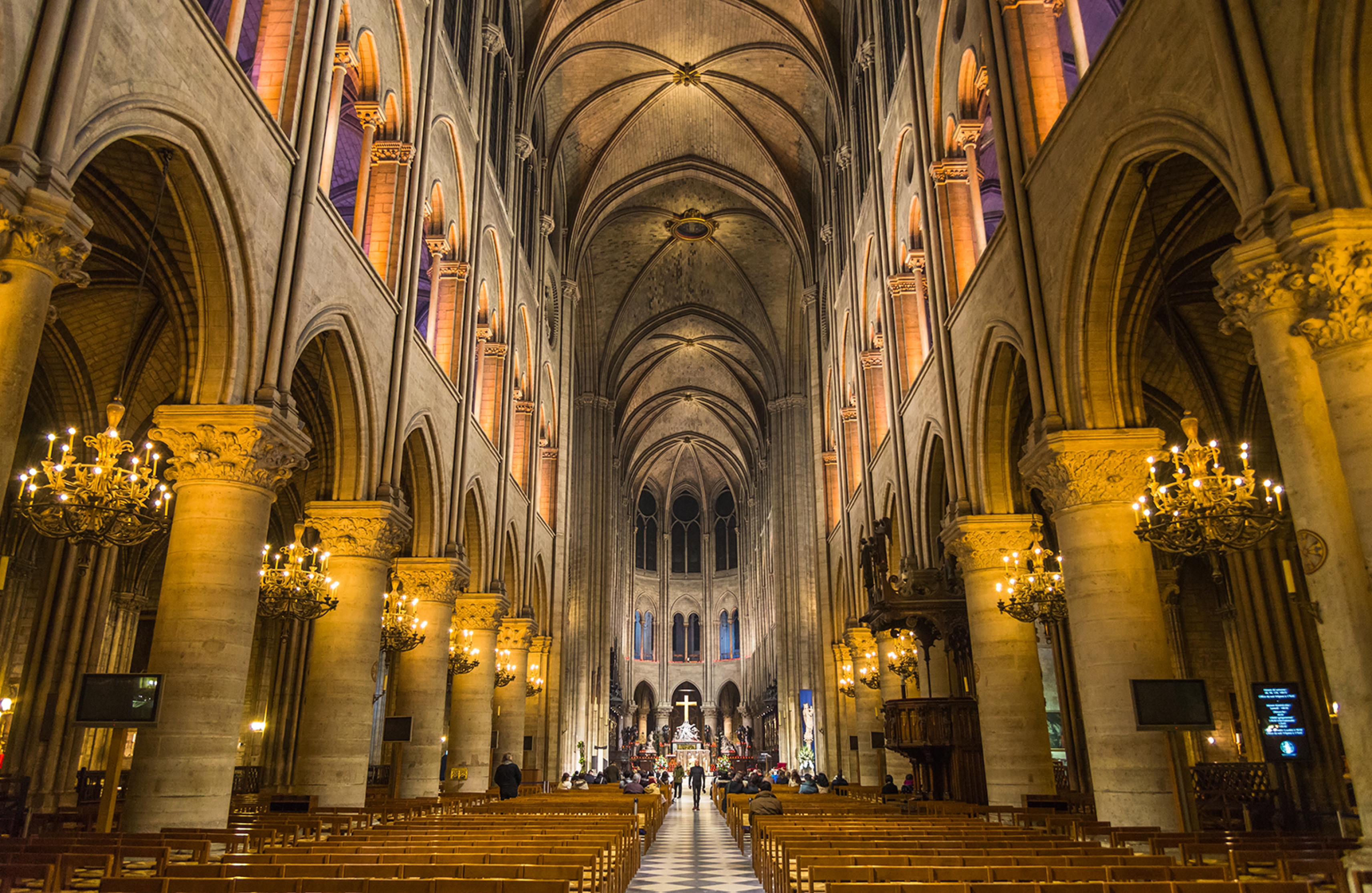 Visite de PARIS - Cathédrale Notre-Dame Visite libre - La Cathédrale